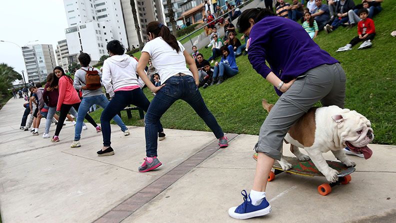Otto skating though peoples legs